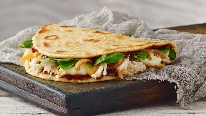 Panera bread bbq chicken flatbread